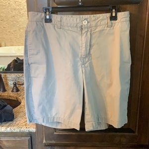 Khaki flat front - vineyard vines shorts